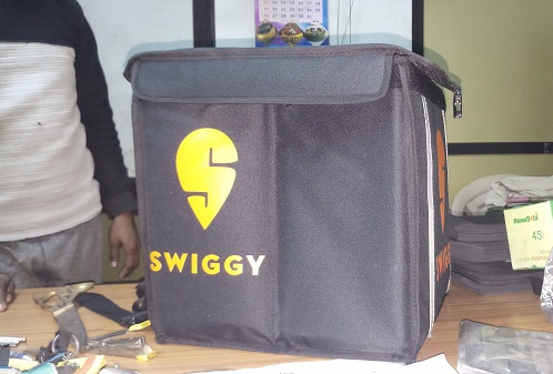 Swiggy Delivery Bag Food Delivery Bag at 625.40 INR in Kolkata | Tirupati  Bag Centre